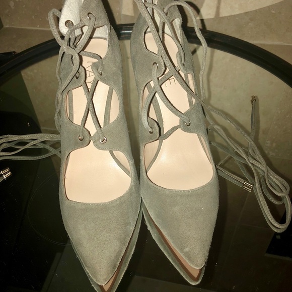 RAYE heels...olive color...adorable - Picture 3 of 6